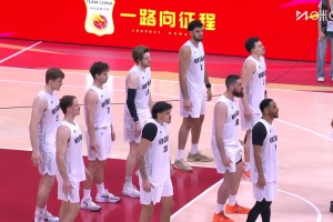 传统节目！新西兰赛前全队跳毛利战舞 中国队员眼神犀利观看